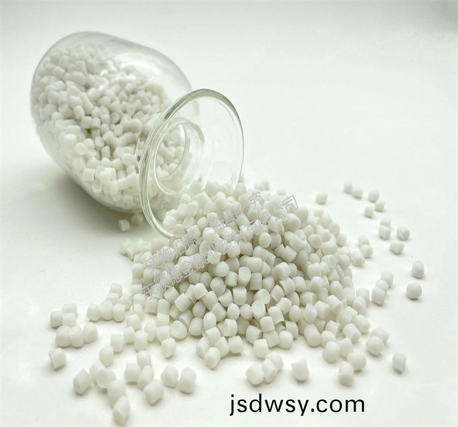 PVC抗(kang)菌防(fang)黴擠齣(chu)輭筦料